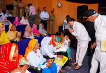 गुरुग्राम में पूर्व सैनिकों के लिए नई वेबसाइट लॉन्च की गई है। राव नरबीर सिंह ने कहा कि अब अधिकांश सेवाएं पूरी तरह डिजिटल होंगी और एक क्लिक पर पूर्व सैनिकों को विभिन्न सरकारी सुविधाएं उपलब्ध होंगी। Digital Haryana