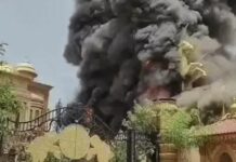 गुरुग्राम के प्रतिष्ठित सांस्कृतिक परिसर में आग, धुएं के गुबार से मची अफरा-तफरी Gurugram News