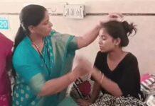 महिला आयोग उपाध्यक्ष के सामने फूट-फूटकर रोई घायल युवती, अस्पताल में देखभाल नहीं होने का लगाया आरोप Bhiwani