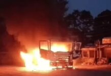 यमुनानगर में हाईवोल्टेज लाइन से टकराया ट्रक, कैबिन में लगी आग, चालक ने कूदकर बचाई जान Yamunanagar News,