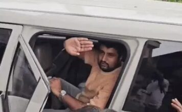 रोहतक में जिला पार्षद जयदेव हिरासत में, संसद कूच से पहले पुलिस की कार्रवाई Rohtak