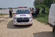 करनाल की नहर में बोरी से मिला अज्ञात युवक का शव, बाहर दिख रही थीं टांगें; पुलिस को हत्या का संदेह Karnal News