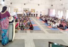 कॉलेज में नवागंतुक विद्यार्थियों के लिए ओरिएंटेशन कार्यक्रम आयोजित College Orientation Program