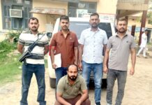 दो पिस्तौल व जिंदा कारतूस सहित युवक गिरफ्तार Safidon News