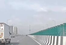द्वारका एक्सप्रेसवे पर रॉन्ग साइड कार ने मचाया खतरा, 100 की स्पीड में हादसा टला; चालान कटा Gurugram News