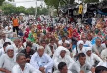 हिसार में डेयरी संचालक की हत्या के बाद सड़क जाम, आरोपियों की गिरफ्तारी तक अंतिम संस्कार से इनकार Hisar News