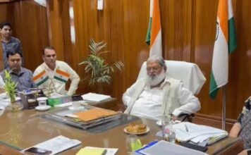 बिजली कर्मचारियों की 3 दिन की हड़ताल से पहले सरकार की कवायद तेज, मंत्री की यूनियन से बातचीत शुरू Haryana Electricity Strike