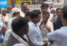 बहादुरगढ़ में सफाईकर्मियों के मुद्दे पर गरमाया माहौल, विधायक ने छीना माइक; VIDEO में तीखी बहस Bahadurgarh News,