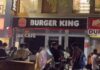 सेक्टर-14 मार्केट में AC ब्लास्ट से दहशत, चकनाचूर हुए रेस्टोरेंट के शीशे BurgerKing