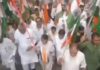 रोहतक की तिरंगा यात्रा में उल्टा झंडा लहराने का वीडियो वायरल, BJP नेता पर उठे सवाल Rohtak
