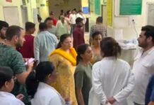 बहादुरगढ़ ट्रॉमा सेंटर में कार्यवाहक PMO से मारपीट का आरोप, डॉक्टरों ने आधे दिन काम बंद किया; FIR और गिरफ्तारी की मांग Bahadurgarh News