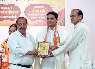 आर्य समाज में हुआ मासिक वैदिक सत्संग का आयोजन हवन में श्रद्धालुओं ने दी आहुतियां Safidon