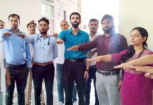 रक्तदान मानव सेवा का सबसे बड़ा पुण्य का कार्य: पुलकित मल्होत्रा नागरिक अस्पताल में लगाया स्वैच्छिक रक्तदान शिविर युवाओं व स्टाफ को दिलवाई गई नशा विरोधी शपथ Safidon News