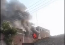 फरीदाबाद में फैक्ट्री में भीषण आग, 12 से ज्यादा दमकल गाड़ियां मौके पर; कार-स्कॉर्पियो जलीं, फ्लैट में भी भड़की आग Faridabad Factory Fire