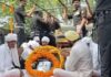 राजौरी में शहीद जवान सुखचैन सिंह की अंतिम विदाई में उमड़ा गांव, तिरंगा लेकर खड़े हुए बच्चे-महिलाएं; राजकीय सम्मान से होगा अंतिम संस्कार Sukhchain Singh