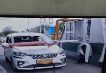 बंधवाड़ी टोल पर ड्यूटी के दौरान कर्मचारी की मौत, CCTV में अचानक गिरता दिखा; परिवार ने हादसे का आरोप लगाया, पुलिस बोली- हार्ट अटैक Bandhwari Toll Plaza