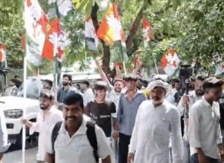 चंडीगढ़ में हरियाणा युवा कांग्रेस का प्रदर्शन, CM आवास घेरने निकले कार्यकर्ता; राहुल गांधी पर FIR और HKRN के मुद्दे पर विरोध Haryana Youth Congress Protest