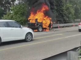 कुरुक्षेत्र में हाईवे पर 10 दिन पुरानी थार में लगी आग, 700 KM ही चली थी; इंजन वार्निंग के बाद बोनट से निकला धुआं Kurukshetra Thar Fire
