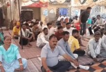 सिरसा में सफाई कर्मियों की हड़ताल जारी, दो दिन संगठनों के साथ करेंगे बैठक; 13 सितंबर को कुरुक्षेत्र महापंचायत में कूच Sirsa News