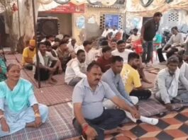 सिरसा में सफाई कर्मियों की हड़ताल जारी, दो दिन संगठनों के साथ करेंगे बैठक; 13 सितंबर को कुरुक्षेत्र महापंचायत में कूच Sirsa News