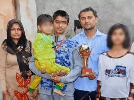 रोहतक में मां की हत्या के केस में नाना ने दामाद पर लगाए गंभीर आरोप, बोले- रक्षाबंधन पर बेटी ने कहा था ‘अबकी बार नहीं मिलूंगी’; पुलिस जांच जारी Rohtak Murder Case
