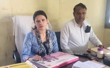 महेंद्रगढ़ में तबादला नीति के खिलाफ स्वास्थ्य कर्मचारियों का विरोध, 7 अक्टूबर से क्रमिक अनशन की चेतावनी Mahendragarh News