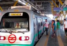 दिल्ली के 12 मेट्रो स्टेशनों पर प्रवेश-निकास बंद रहने से बहादुरगढ़ के यात्री परेशान, देर रात खुले गेट Bahadurgarh News