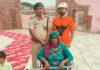 बेरी नवरात्र मेले में पुलिस मुस्तैद, दिव्यांग और बुजुर्ग श्रद्धालुओं को दर्शन में दी सहायता Jhajjar News