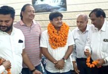 अभिषेक गर्ग बने अग्रोहा धाम ट्रस्ट सफीदों के युवा प्रधान अग्रबंधुओं ने फूलमालाएं पहनाकर किया जोरदार अभिनंदन Safidon News