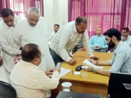 शिकायतों का प्राथमिकता के आधार पर शीघ्र समाधान करें अधिकारी: एसडीएम समाधान शिविर में एसडीएम पुलकित मल्होत्रा ने सुनीं लोगों की समस्याएं शिविर में प्राप्त 8 शिकायतों में से अधिकांश का मौके पर निवारण Safidon News