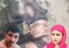 रोहतक से जुड़े संदीप और उसकी लिव-इन पार्टनर कविता के शव रविवार शाम झज्जर में आसौदा के पास नहर से बरामद हुए। दोनों करीब आठ महीने से साथ रह रहे थे और फिलहाल दिल्ली के नेबसराय में रहते थे। संदीप के भाई की शिकायत पर सांपला थाना पुलिस ने हसनगढ़ निवासी नितेश उर्फ मेडिस और नितेश उर्फ बच्चा के खिलाफ हत्या का केस दर्ज किया है। आरोपियों की तलाश के लिए दो टीमें लगाई गई हैं। संदीप के भाई राकेश सिंह ने पुलिस को बताया कि संदीप हसनगढ़ में परचून की दुकान चलाता था। करीब तीन महीने पहले दुकान छोड़ने के बाद वह कविता के साथ दिल्ली रहने लगा। हालांकि, उसका हसनगढ़ आना-जाना जारी था। परिजनों के अनुसार, 26 सितंबर को दोनों कार से दोस्तों से मिलने हसनगढ़ पहुंचे थे। राकेश के मुताबिक, 30 सितंबर को संदीप की मां ने उससे आखिरी बार फोन पर बात की थी। उस समय संदीप ने बताया कि वह कविता के साथ दोनों नितेश के पास है। उसने एक-दो दिन में घर लौटने की बात कही थी। इसके बाद उसका मोबाइल बंद हो गया और परिवार का संपर्क नहीं हो सका। कई दिन तक जानकारी नहीं मिलने पर परिजन रविवार को हसनगढ़ पहुंचे। इसी दौरान उन्हें नहर में युवक और महिला के शव मिलने की सूचना मिली। पुलिस चौकी में दिखाए गए फोटो के आधार पर राकेश ने दोनों की पहचान संदीप और कविता के रूप में की। शिकायत में राकेश ने दोनों दोस्तों पर हत्या कर शव नहर में फेंकने और संदीप की कार ले जाने का आरोप लगाया है। परिजनों ने पैसों के विवाद की आशंका भी जताई है। उनके अनुसार, संदीप ने जसौर खेड़ी गांव की जमीन बेची थी, जिससे मिली 30 लाख रुपए से अधिक रकम उसके बैंक खाते में थी। पुलिस ने अभी हत्या की वजह स्पष्ट नहीं बताई है। परिजनों के अनुसार, संदीप के दो बच्चे हैं और पत्नी की 2012 में मृत्यु हो गई थी। डीएसपी सांपला राकेश मलिक ने बताया कि हत्या का केस दर्ज कर जांच शुरू कर दी गई है। पुलिस आरोपियों की तलाश और वारदात से जुड़े पहलुओं की पड़ताल कर रही है। Rohtak News