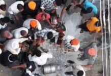 सिरसा में दूध बंद आंदोलन के दूसरे दिन हंगामा, सड़क पर दूध पलटने के बाद पहुंची पुलिस Haryana Milk Strike