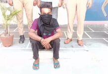 पेट्रोल पंप पर सेल्समैन को कट्टा दिखाकर धमकाया, भागते समय बाइक फिसली; एक आरोपी गिरफ्तार Petrol Pump Incident