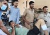 कुरुक्षेत्र में पुलिस और नशा तस्करी के आरोपी के बीच मुठभेड़, गोली लगने से आरोपी घायल; 20 लाख का चिट्टा बरामद, साथी गिरफ्तार Kurukshetra News