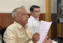 बिजली वितरण के निजीकरण पर संपत सिंह का BJP सरकार पर हमला, बोले- आंदोलन के दबाव में पीछे हटना पड़ा Electricity Employees