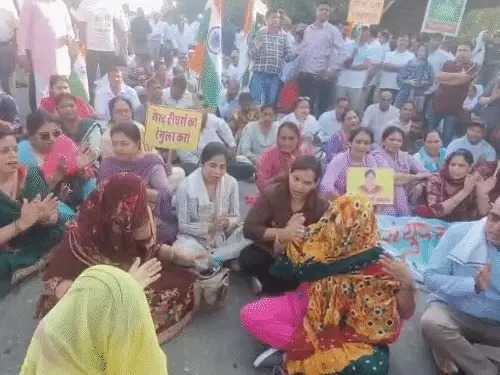 Guest Teachers Protest