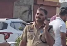 करनाल में झाड़ियों में मिला ई-रिक्शा चालक का शव, सिर पर चोट के निशान; हत्या की आशंका Karnal News